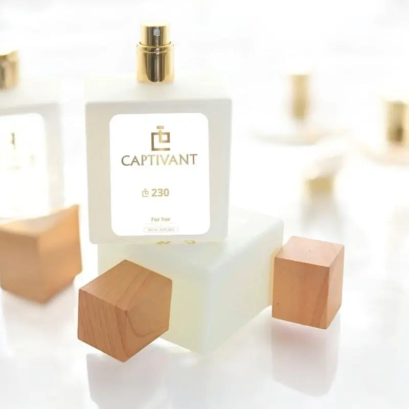 Colección de perfumes de equivalencia inspirados en Carolina Herrera en Captivant Parfums, frascos elegantes y aromas para hombre, mujer y unisex.
